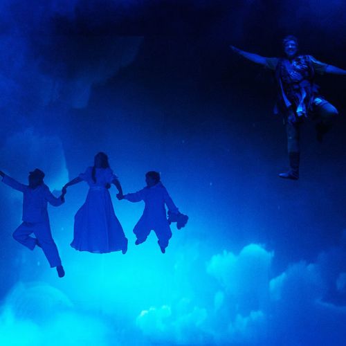 peter_el_musical_escena_vuelo
