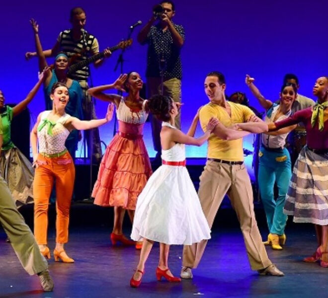 1571822636-fiesta-teatro-nacional-este-fin-semana-escena-cuba-vibra